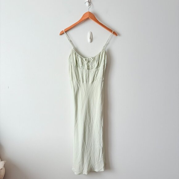 Aritzia Wilfred Bellow Gathered Bust Midi Dress in Pastel Sage Green Size 4 - Picture 5 of 9